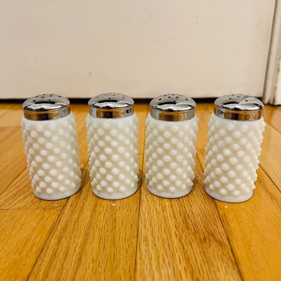 Milk Glass Salt and Pepper Shakers Set of 4 - Picture 1 of 16